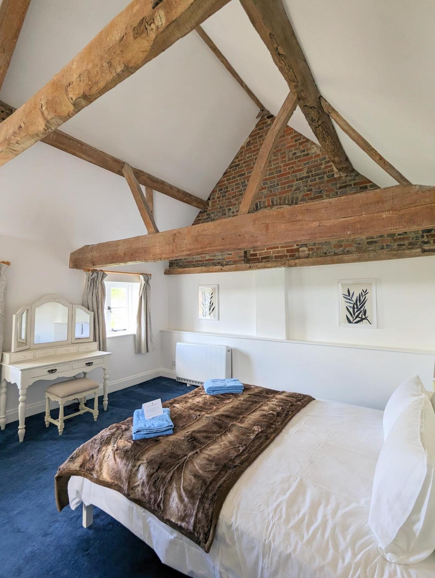Kingfisher Barn B&B Abingdon-on-Thames ภายนอก รูปภาพ
