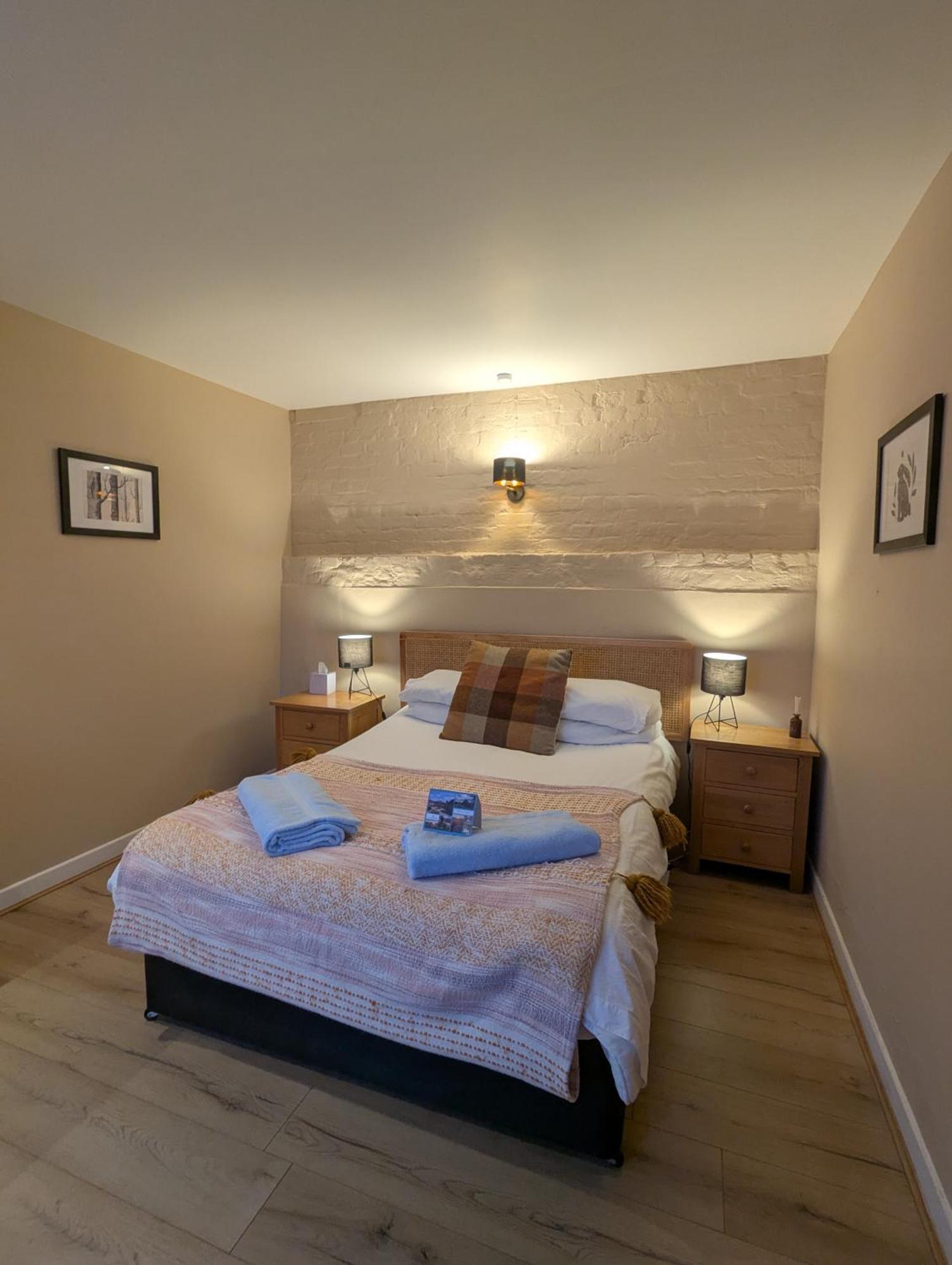 Kingfisher Barn B&B Abingdon-on-Thames ภายนอก รูปภาพ