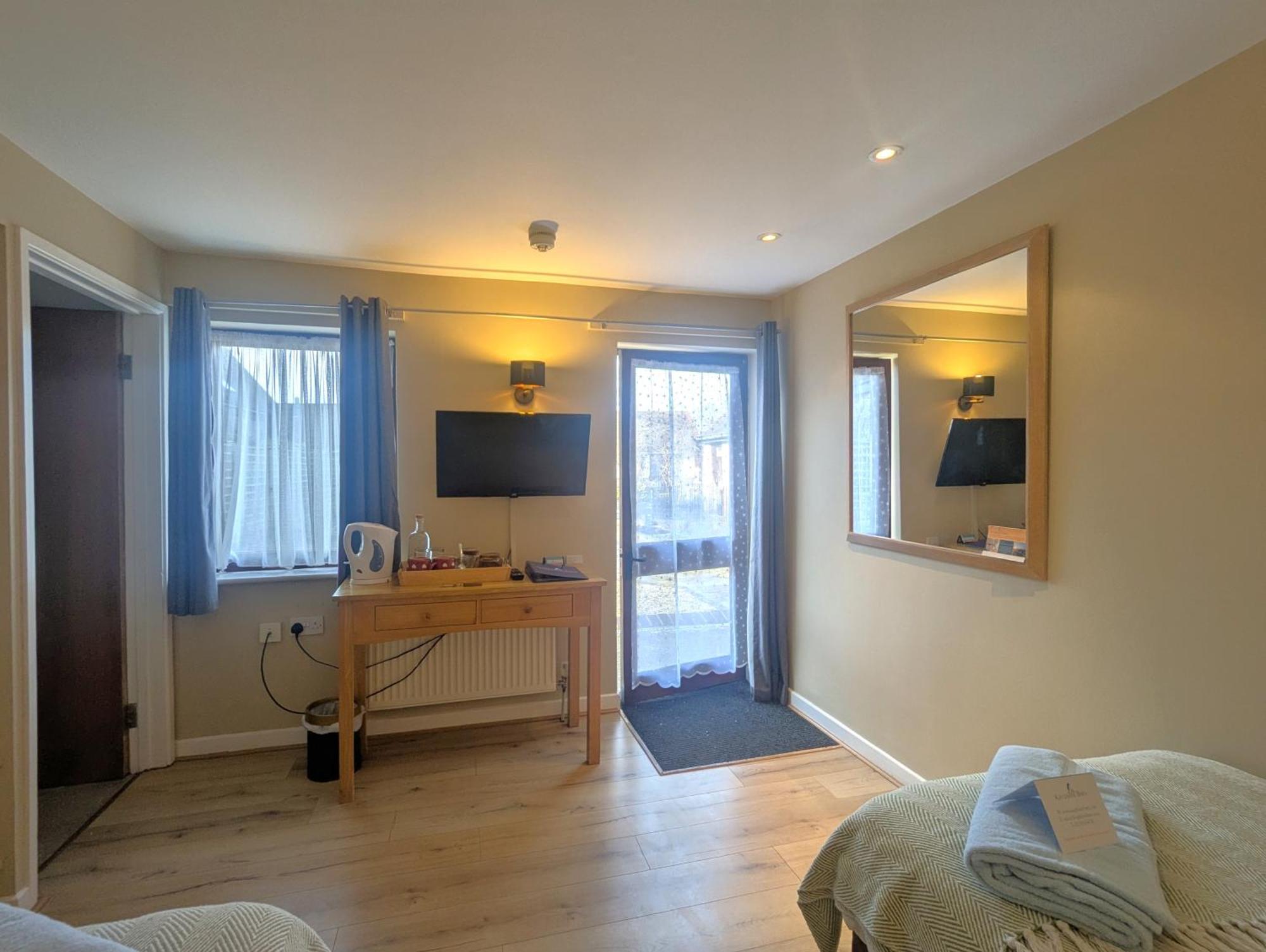 Kingfisher Barn B&B Abingdon-on-Thames ภายนอก รูปภาพ